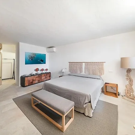 Lino Villa Porto Cervo